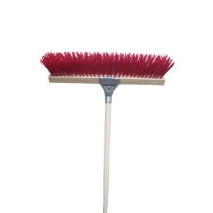 VASSOURA CANTONEIRO 50CM CURVA PEGA METÁLICA